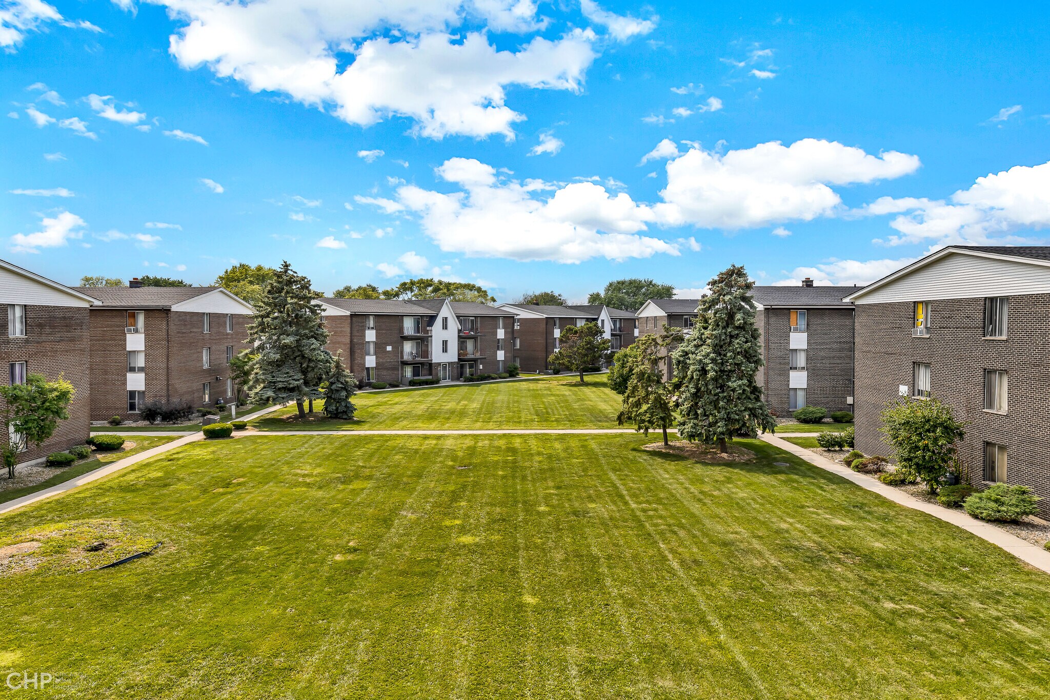 4209 W 115th St, Alsip, IL 60803 Crestline Villa Apartments