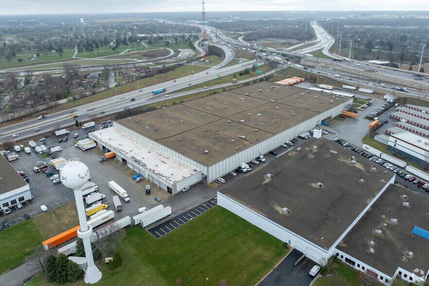 5999 Butterfield Rd, Hillside, IL for sale - Aerial - Image 2 of 8