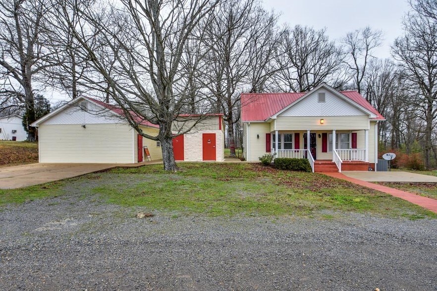 5603 Highway 100, Lyles, TN 37098