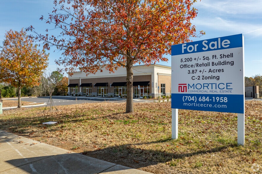 3395 Jacobs Crossing Blvd, Concord, NC for sale - Building Photo - Image 2 of 20