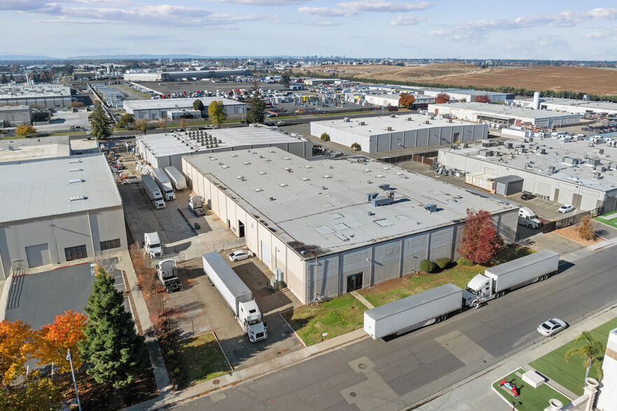 5800 Alder Ave, Sacramento, CA for lease - Building Photo - Image 3 of 4