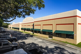 More details for 2804-2834 Broadway Center Blvd, Brandon, FL - Flex for Sale