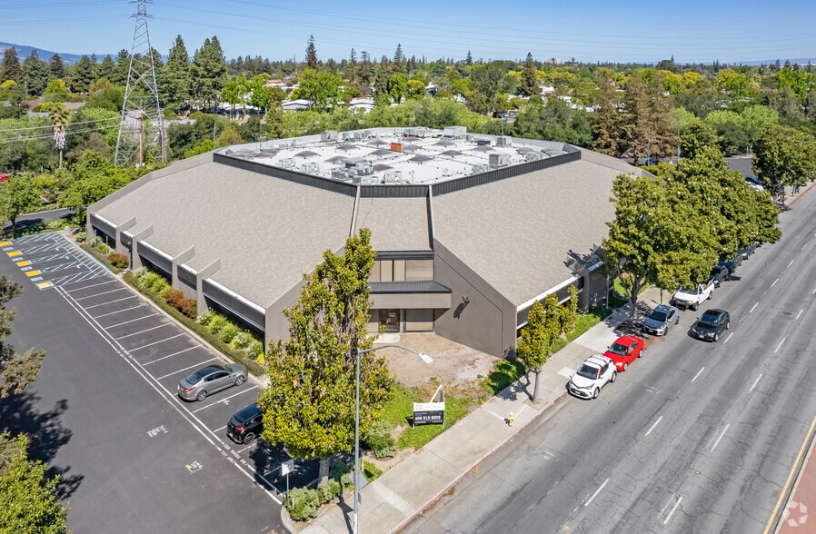 1475 S Bascom Ave, Campbell, CA for lease - Building Photo - Image 3 of 7