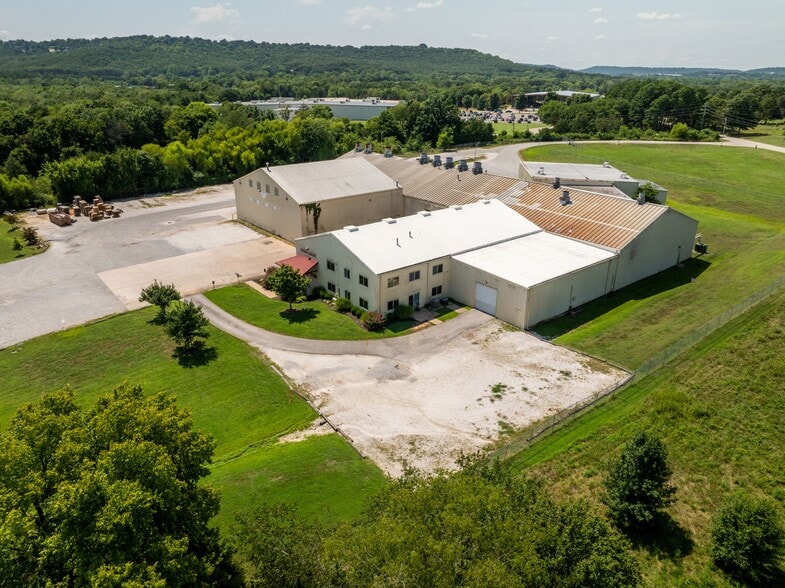 1601 E Pump Station Rd, Fayetteville, AR for lease - Aerial - Image 2 of 8