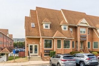 1142-1148 Walker Rd, Great Falls, VA for lease Building Photo- Image 2 of 20