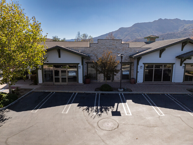 29105-29125 Canwood St, Agoura Hills, CA for lease - Building Photo - Image 3 of 78