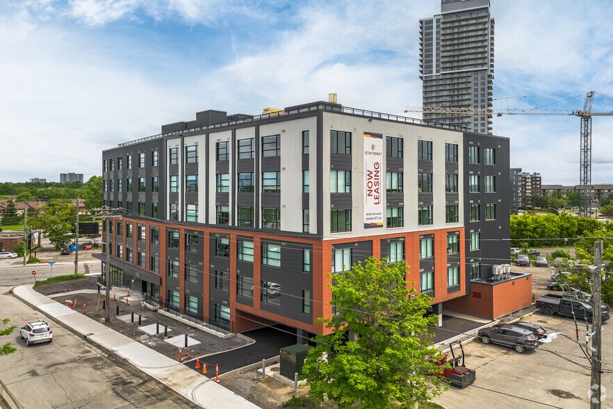 1155 Joseph Cyr St, Ottawa, ON for lease - Building Photo - Image 2 of 27