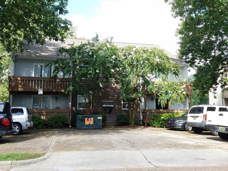 9016 Mahogany Row SE, Huntsville, AL for sale - Primary Photo - Image 1 of 32