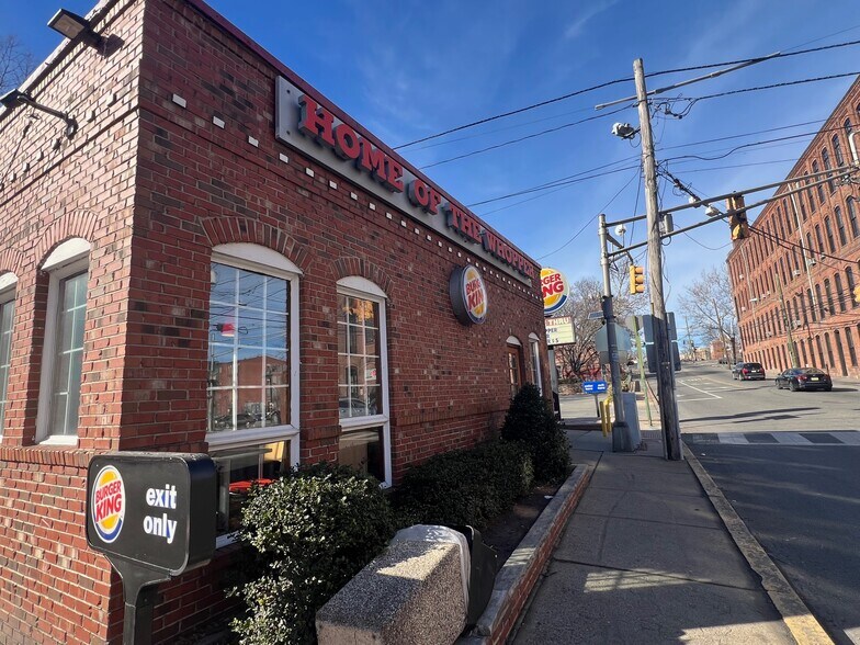 12 Spruce St, Paterson, NJ for sale - Primary Photo - Image 1 of 1