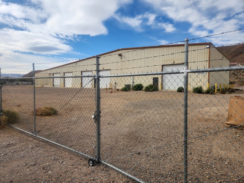 34760 Daggett - Yermo Rd, Daggett, CA for lease - Building Photo - Image 3 of 8