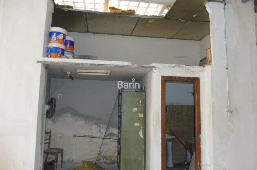 Retail in Córdoba, Córdoba for lease - Building Photo - Image 3 of 7