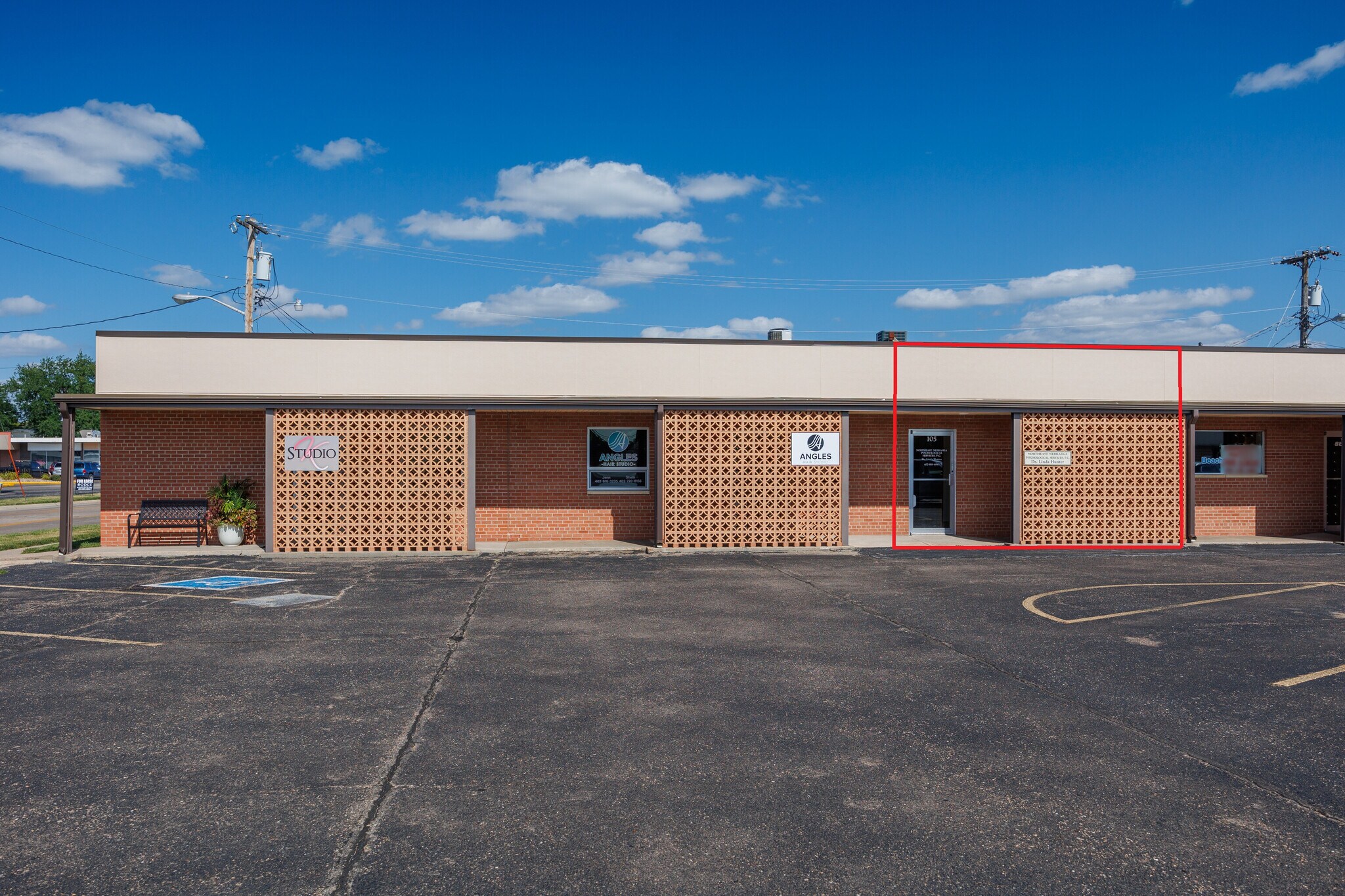 1835 E Military Ave, Fremont, NE 68025 Office for Lease