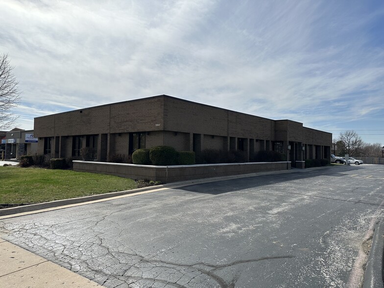 3041 S Kimbrough Ave, Springfield, MO for sale - Primary Photo - Image 1 of 1
