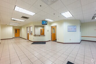 580 Raco Pky, Pendergrass, GA for lease Lobby- Image 1 of 9