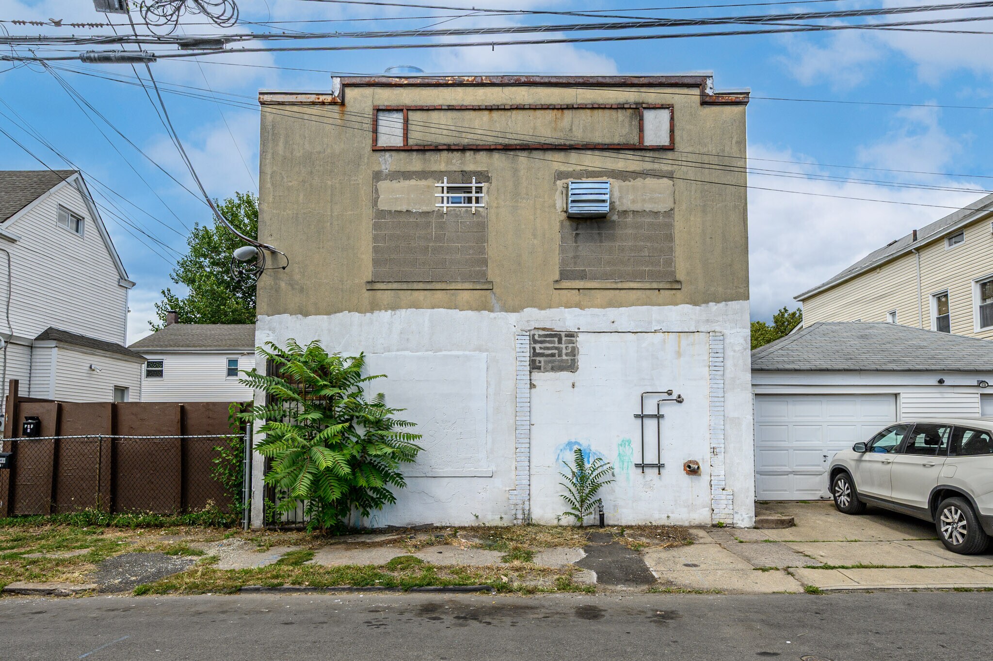 172 Lyon St, Paterson, NJ for sale Building Photo- Image 1 of 42