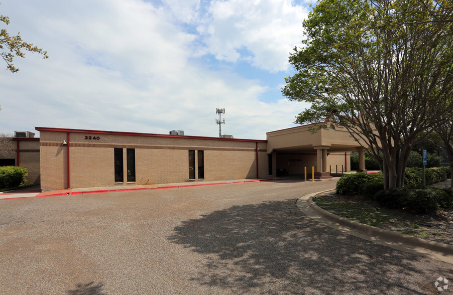 3240 Fort Worth St, Corpus Christi, TX for lease - Building Photo - Image 3 of 3