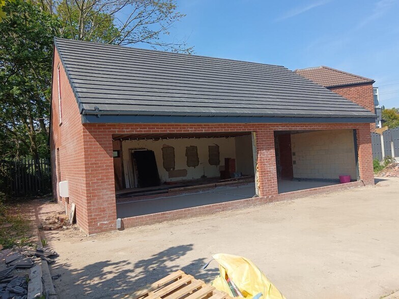 253 Halifax Rd, Sheffield for sale - Building Photo - Image 1 of 7