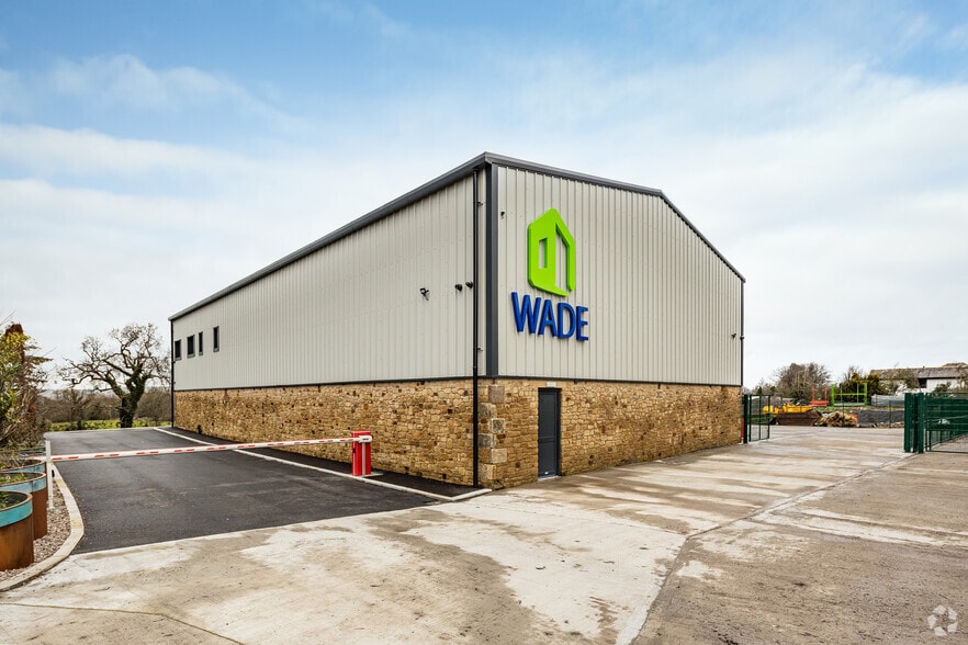 2 Longsight Rd, Blackburn for sale - Primary Photo - Image 1 of 1