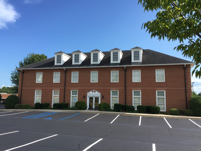 1818 E Main St, Easley, SC 29640 - Multi Tenant Office Buildings | LoopNet