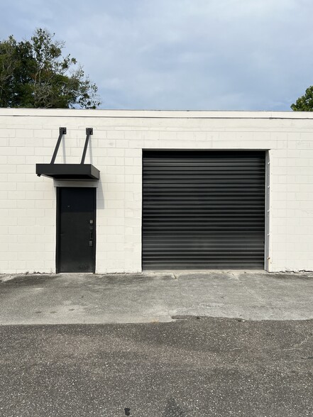 1602 Arcadia Pl, Jacksonville, FL for lease - Building Photo - Image 2 of 14