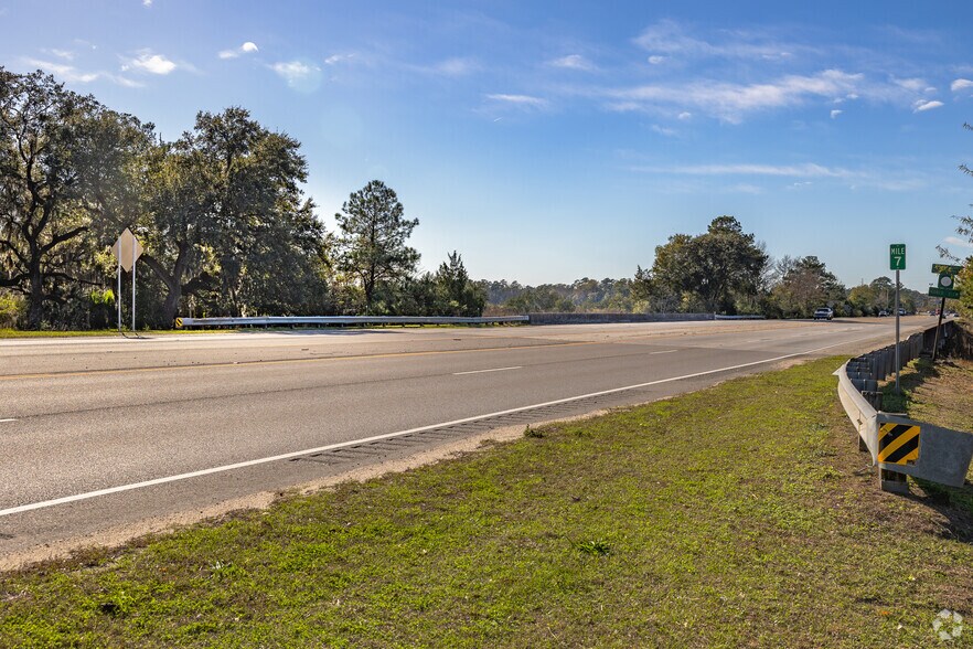 5231 & 5235 Ogeechee Rd portfolio of 2 properties for sale on LoopNet.com - Building Photo - Image 3 of 14