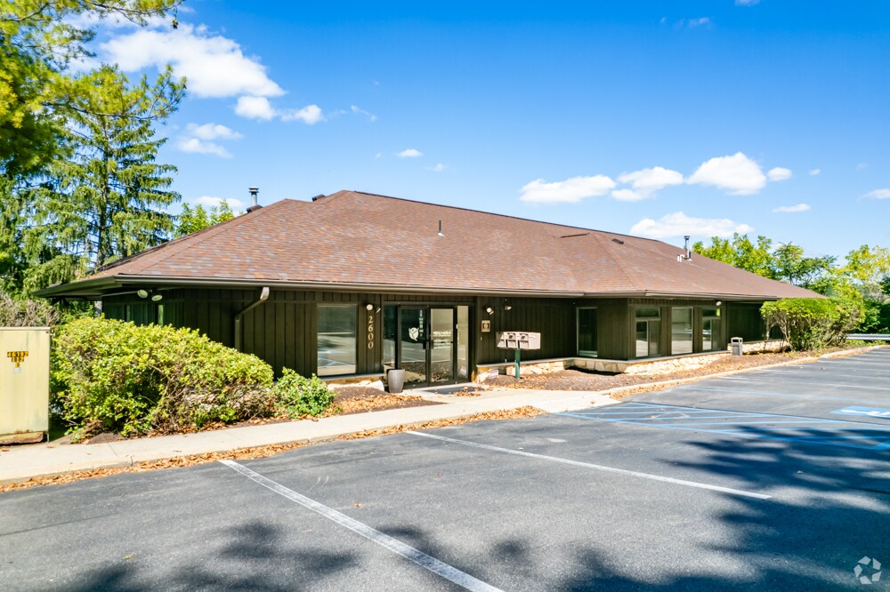 2275 Swallow Hill Rd, Pittsburgh, PA for sale Primary Photo- Image 1 of 1