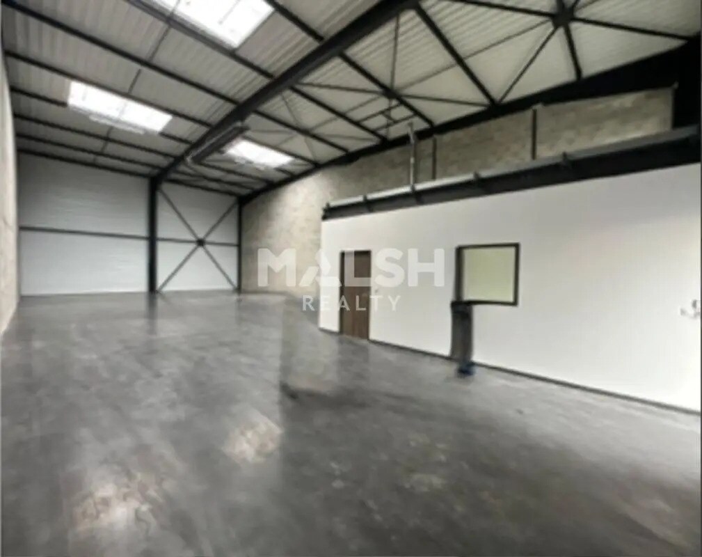 Vente Local d'activités 327 m² - Photo 1