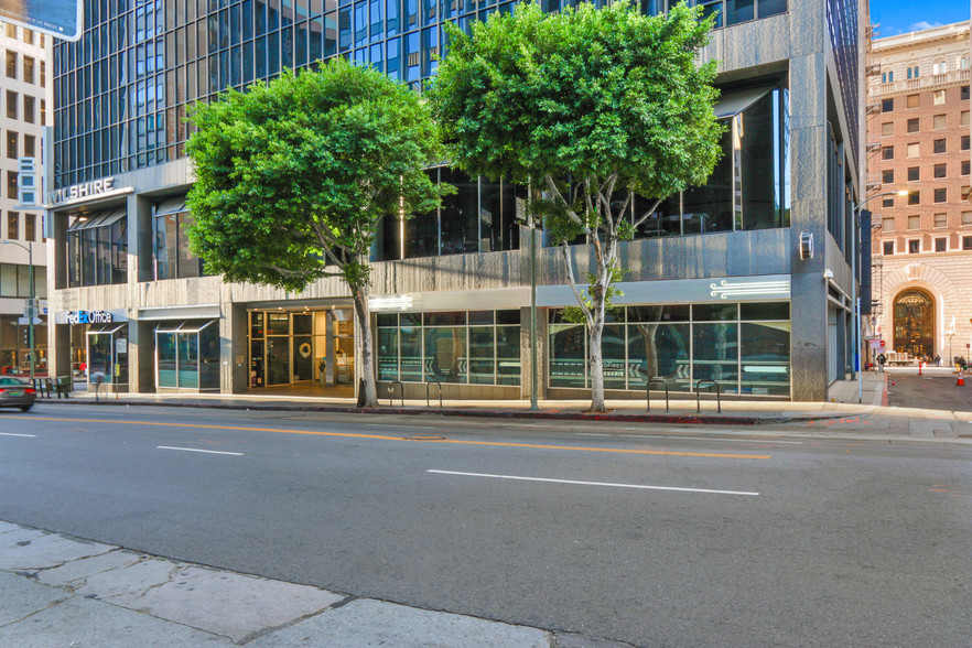 800 Wilshire Blvd, Los Angeles, CA for lease - Building Photo - Image 1 of 11