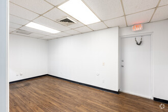 7544 W McNab Rd, North Lauderdale, FL for lease Interior Photo- Image 2 of 6