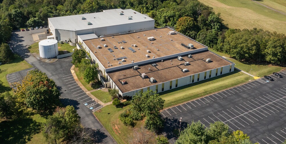 623 Welsh Run Rd, Ruckersville, VA for lease - Building Photo - Image 2 of 20