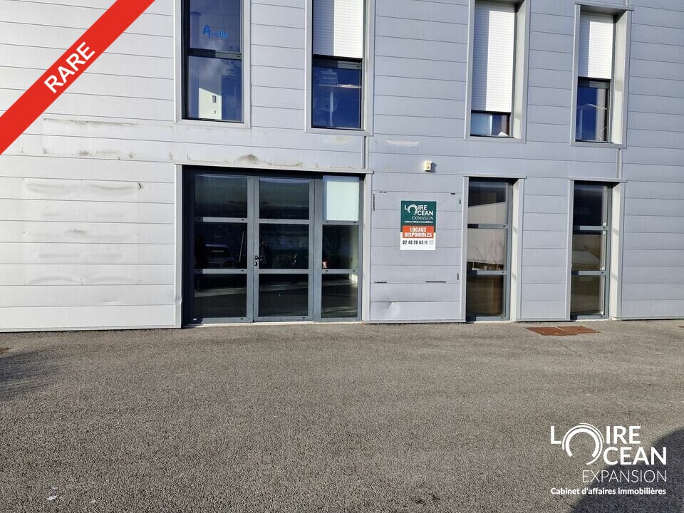 Retail in Pornic for lease Building Photo- Image 1 of 7
