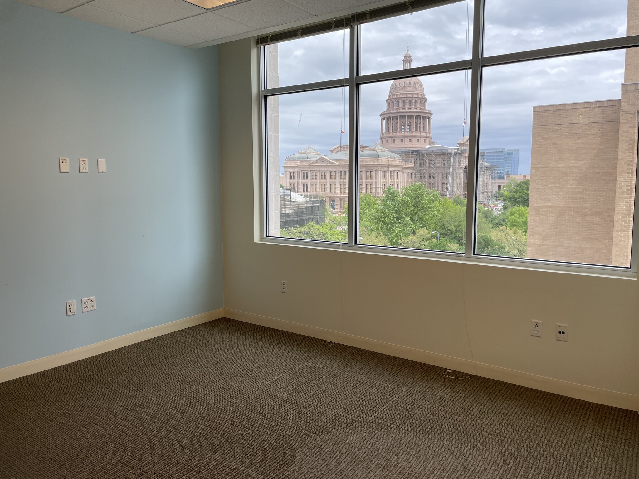 1108 Lavaca St, Austin, TX for lease Interior Photo- Image 1 of 3