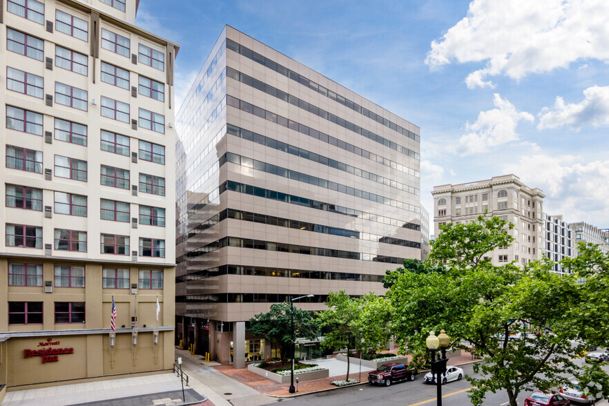 1101 Vermont Ave NW, Washington, DC for lease - Building Photo - Image 2 of 15