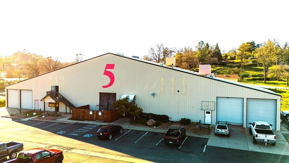 20858 Mechanical dr, Sonora, CA for sale - Building Photo - Image 2 of 8