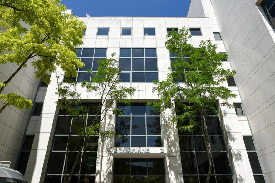 2 Rue Jacques Daguerre, Rueil-Malmaison for lease - Building Photo - Image 2 of 15
