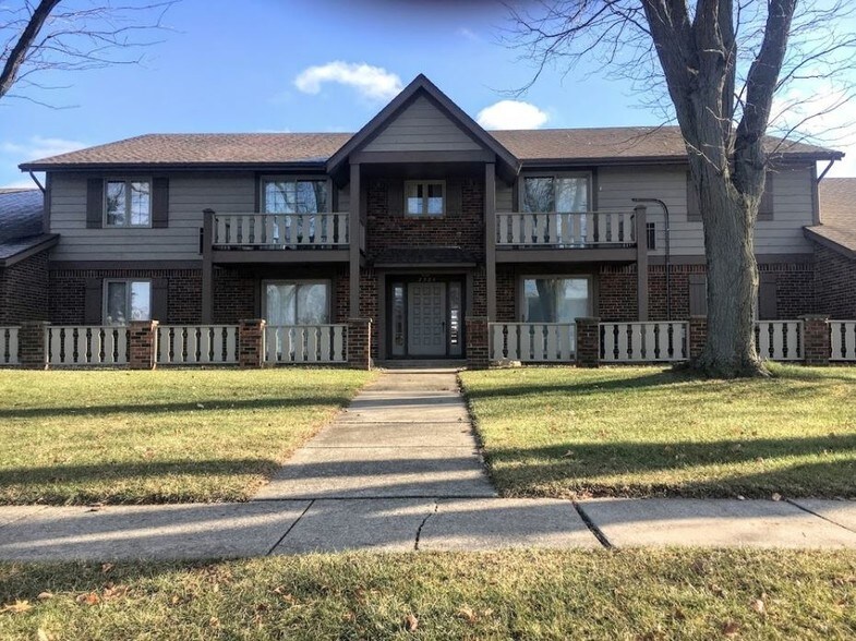 2323 Cheyenne Blvd, Toledo, OH for sale - Building Photo - Image 1 of 1