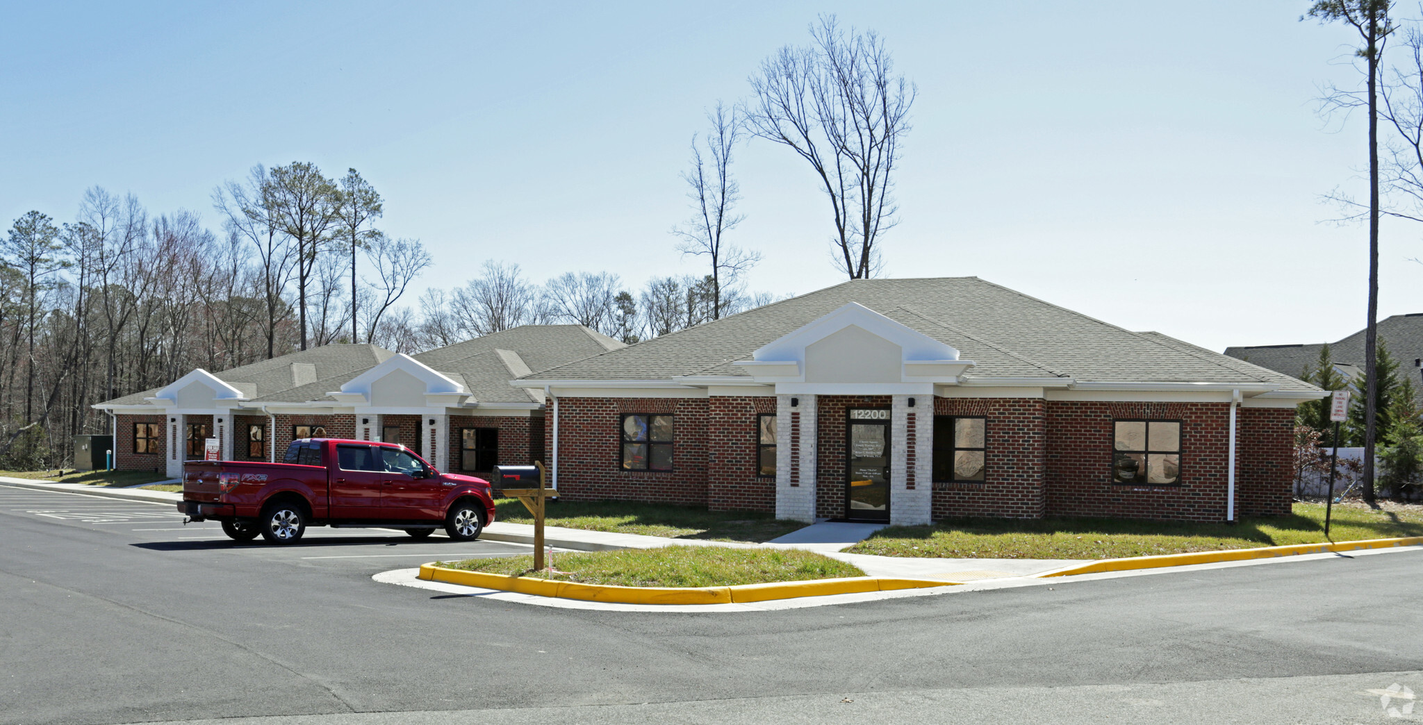 Office in Chester, VA for sale Primary Photo- Image 1 of 1