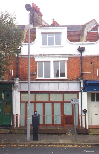 26 Coombe Rd, Kingston Upon Thames for sale - Primary Photo - Image 1 of 1