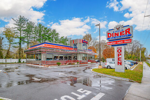 Pine Hill Diner - Convenience Store