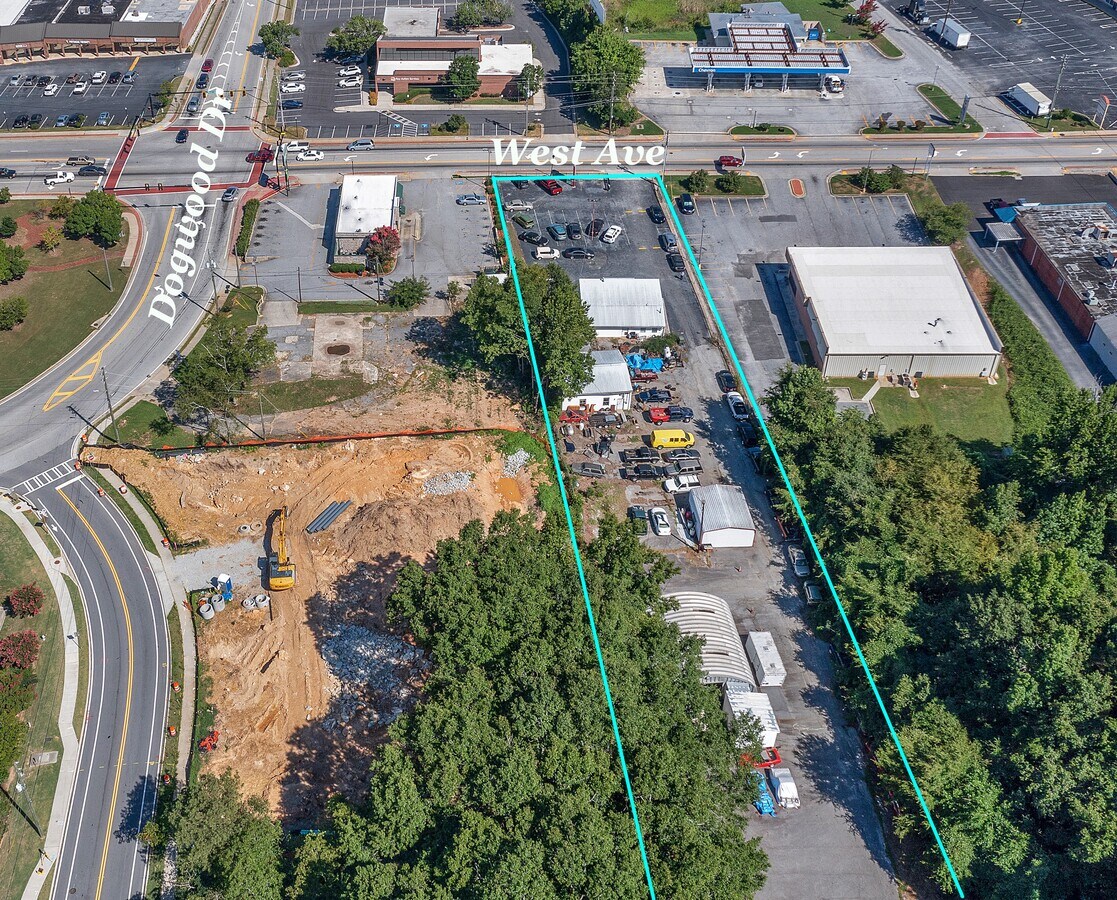 1128 West Ave, Conyers, GA 30012