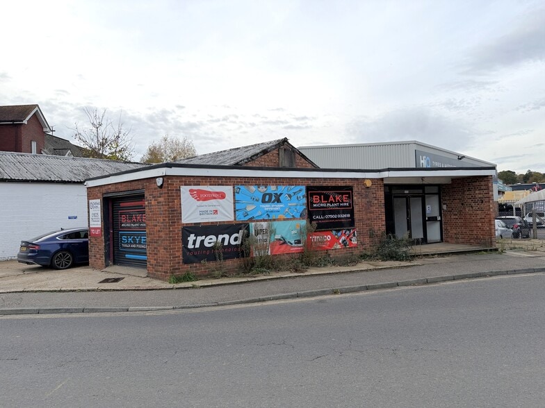 1A Bridge Rd, Haywards Heath for lease - Building Photo - Image 1 of 1