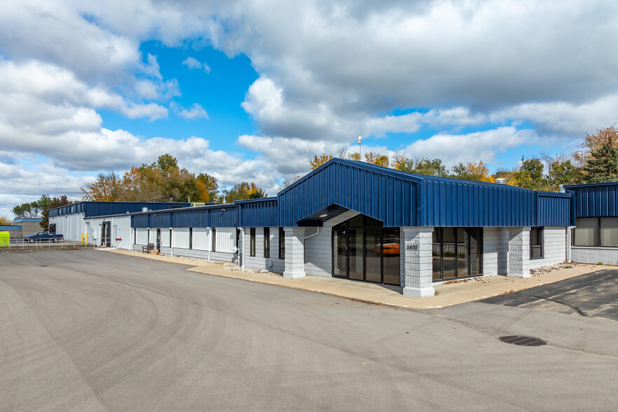 2390 Industrial Dr, Neenah WI - Warehouse