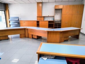 Retail in Olesa de Montserrat, Barcelona for lease Interior Photo- Image 2 of 9