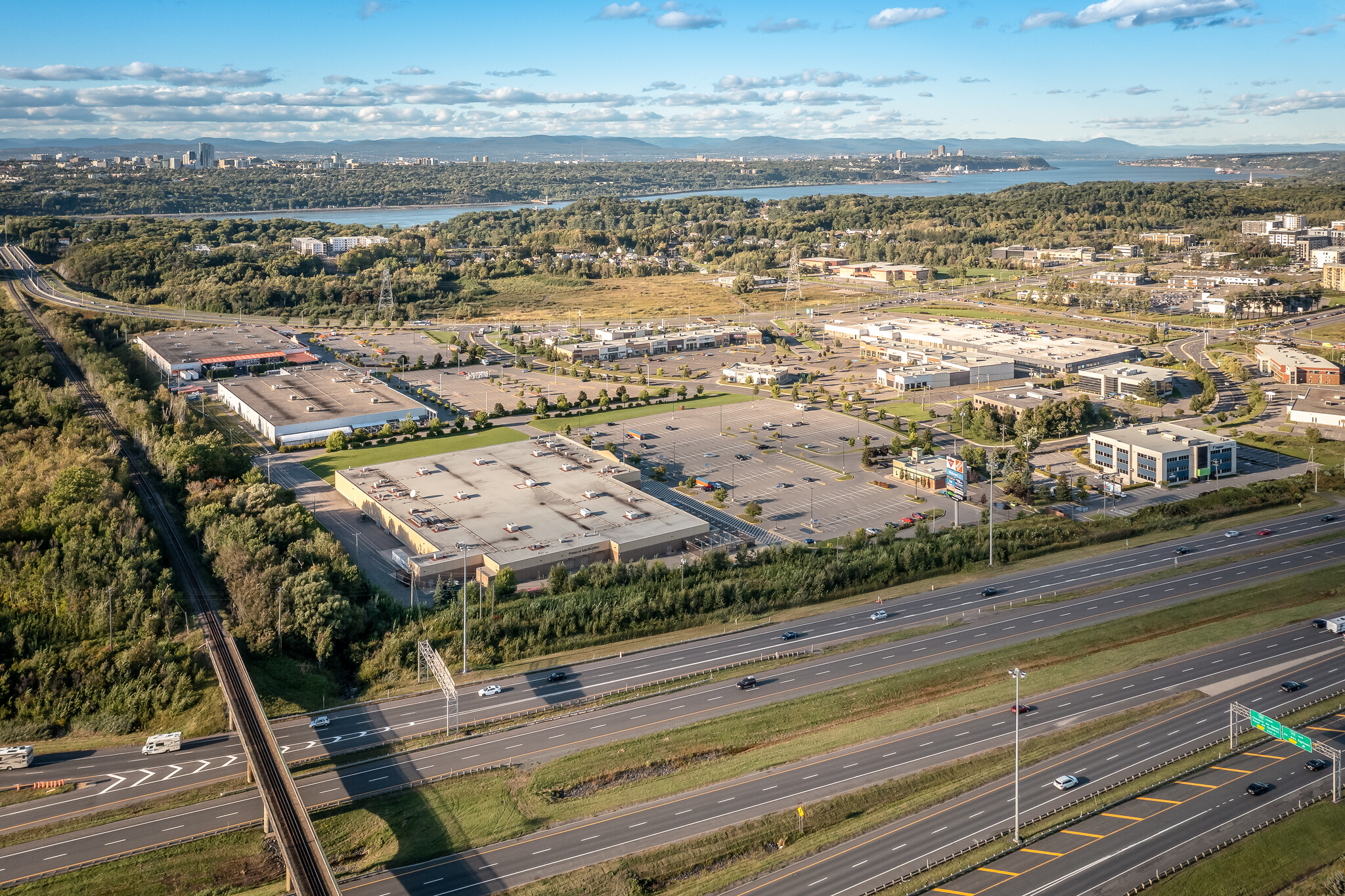 625-730 Rue De La Concorde, Lévis, QC for lease Aerial- Image 1 of 23