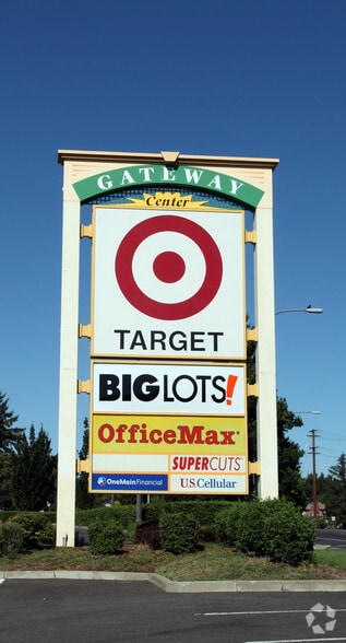 6 N Fair Ave, Yakima, WA for lease - Building Photo - Image 2 of 10