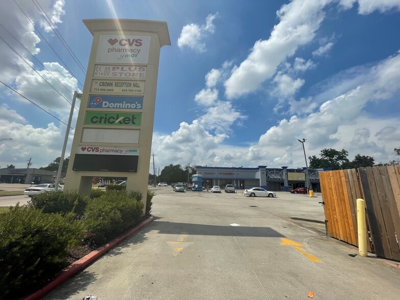 3301 Tidwell Rd, Houston, TX for lease - Building Photo - Image 3 of 10