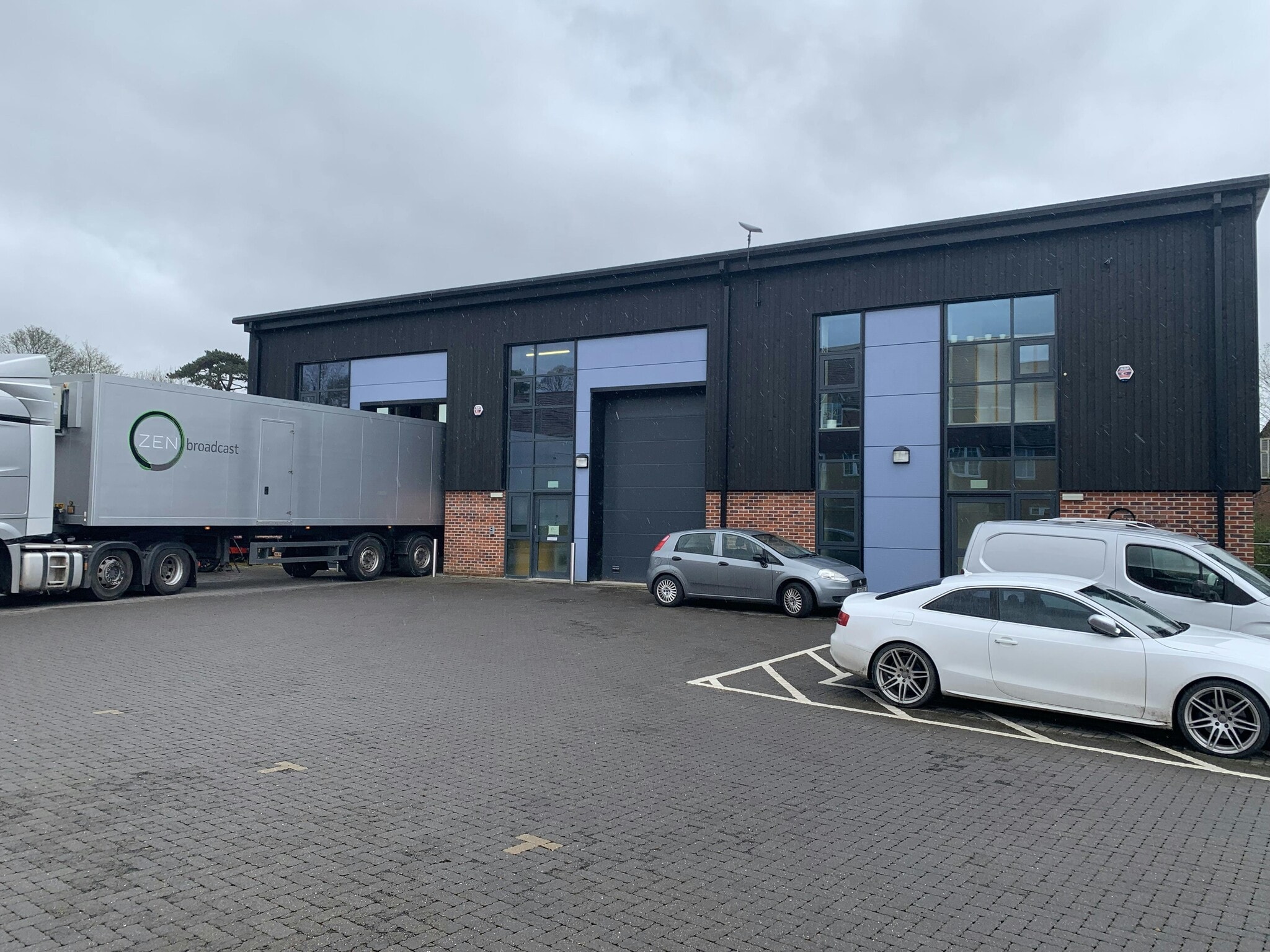 Midhurst Rd, Liphook for sale Building Photo- Image 1 of 1