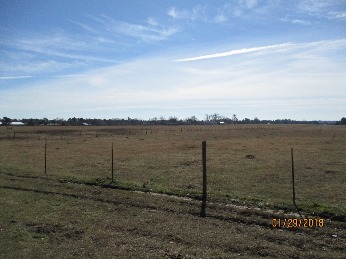 Pinehurst Loop & Decker Prairie Rd, Magnolia, TX 77355