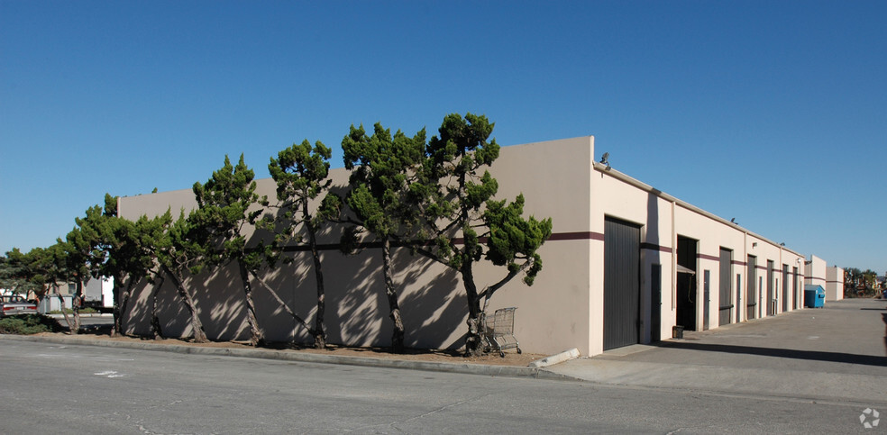 13040 Tom White Way, Norwalk, CA for lease - Building Photo - Image 3 of 6