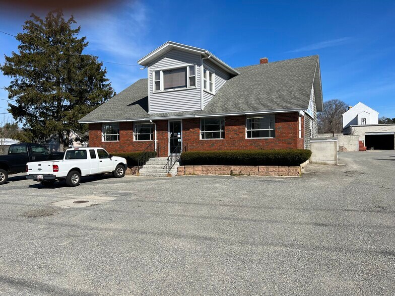 Cement Block Business & Real Estate, Dartmouth, MA 02747